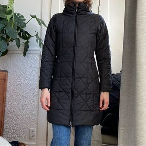 Patagonia quilted light black mid thighs puffer coat